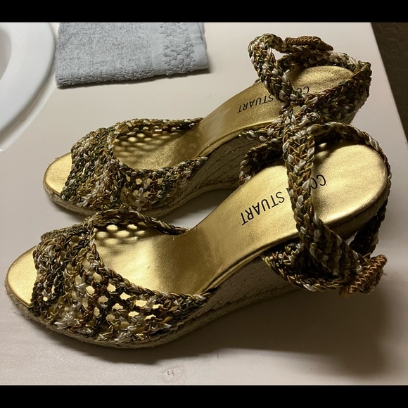 Colin Stuart Wedges - Picture 3 of 5